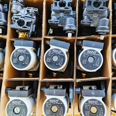 Funzione doppia dello scambiatore di calore del rame di Hung Boiler White Shell Top Component della parete del gas dell'acqua calda